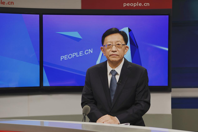 中國節(jié)能環(huán)保集團有限公司黨委書記、董事長宋鑫做客人民網(wǎng)。人民網(wǎng)記者 王曉嘯 攝