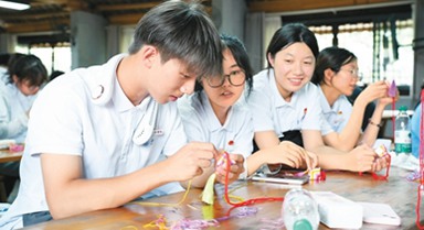 百余名大學生體驗非遺